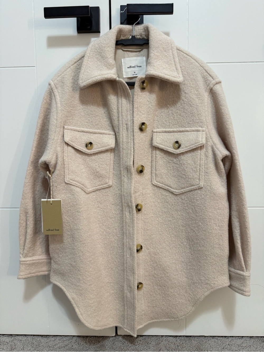 Aritzia Wilfred Free Ganna Shacket
